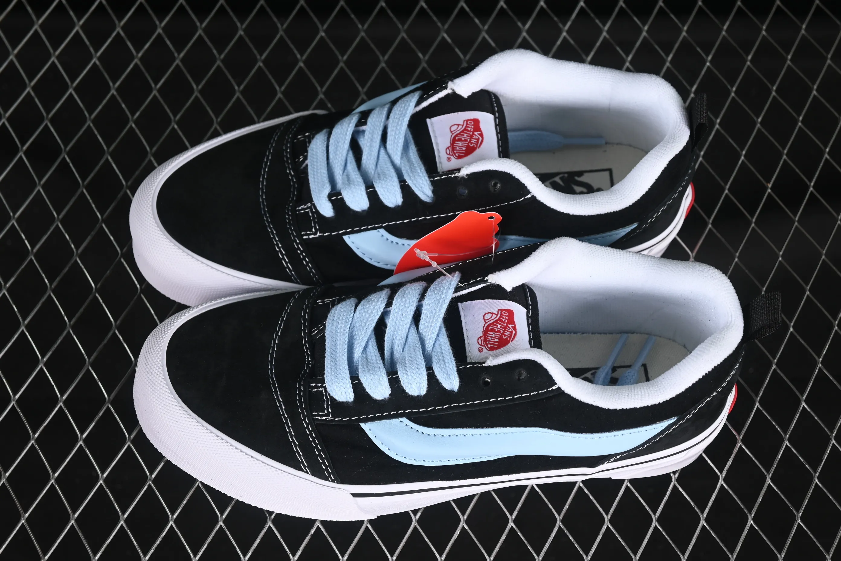 All categories Vans Vans series Vans Low Vans low-top Vans Knu Skool Vans low-top retro casual fat bread shoes VN0009QC6BT1